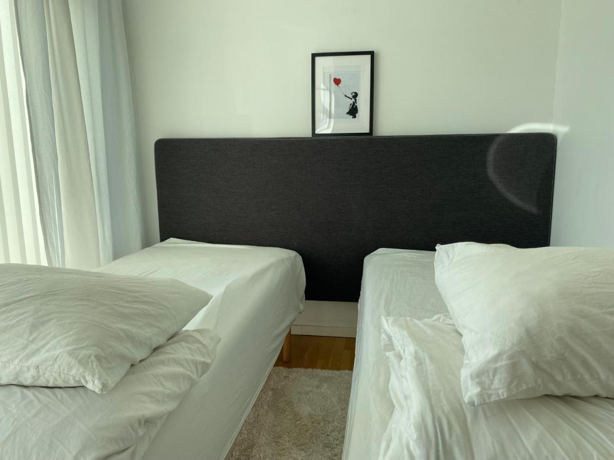 Exclusive 2 Level Etage Next To Arlanda-City Metro Stockholm Exterior foto