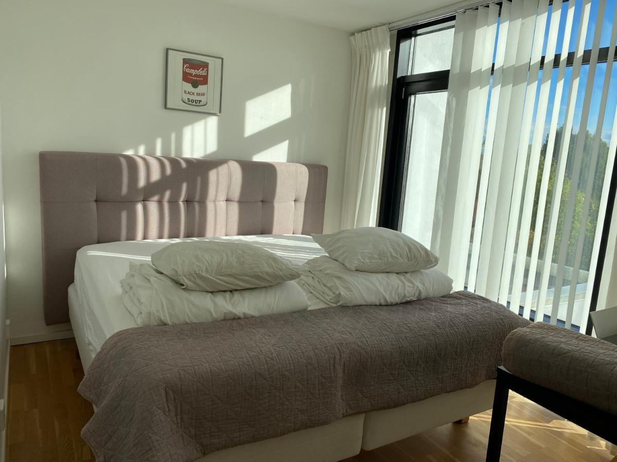 Exclusive 2 Level Etage Next To Arlanda-City Metro Stockholm Exterior foto